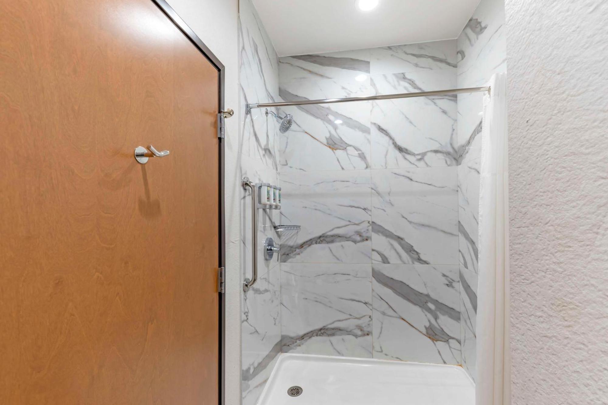 Best Western Plus Chickasha Inn Ngoại thất bức ảnh